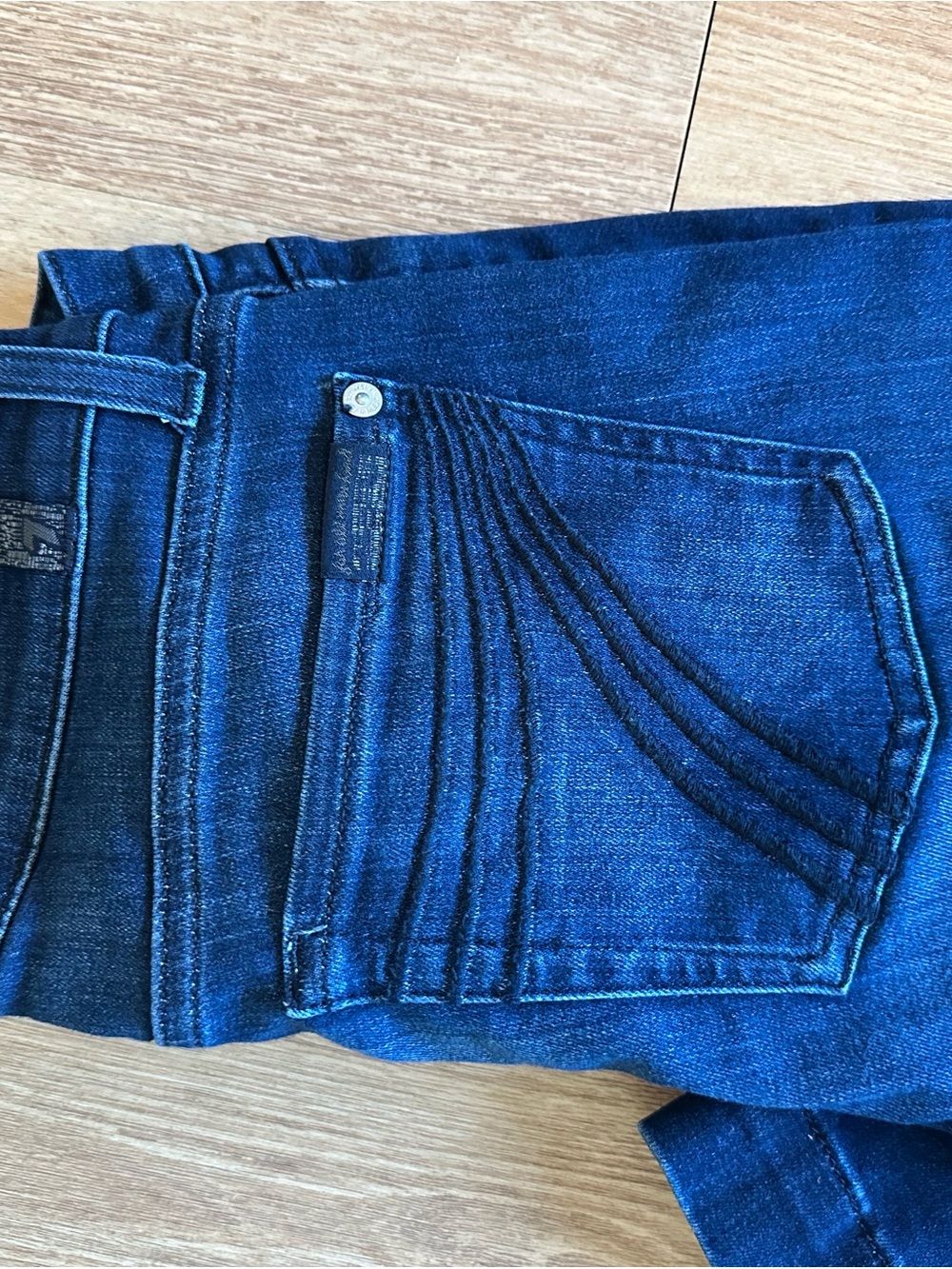 7 For All Mankind Dojo Dark Wash Jeans - Picture 6 of 6
